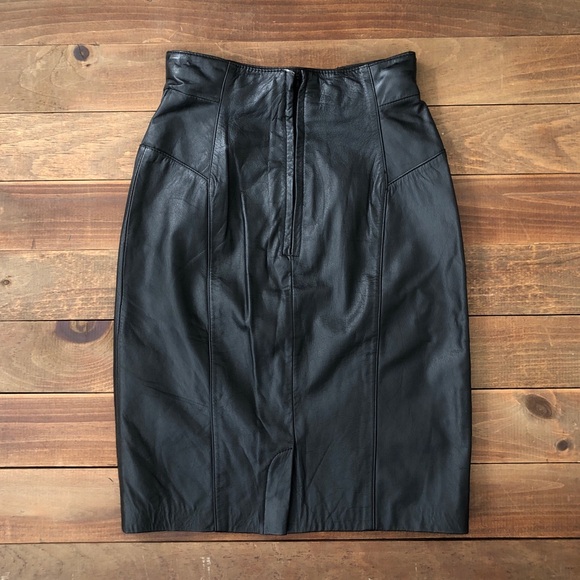 G-III Global Identity High Waist 100% Genuine Leather Pencil Skirt - Picture 2 of 3